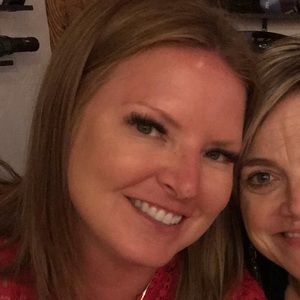 Meet your Posher, Angie